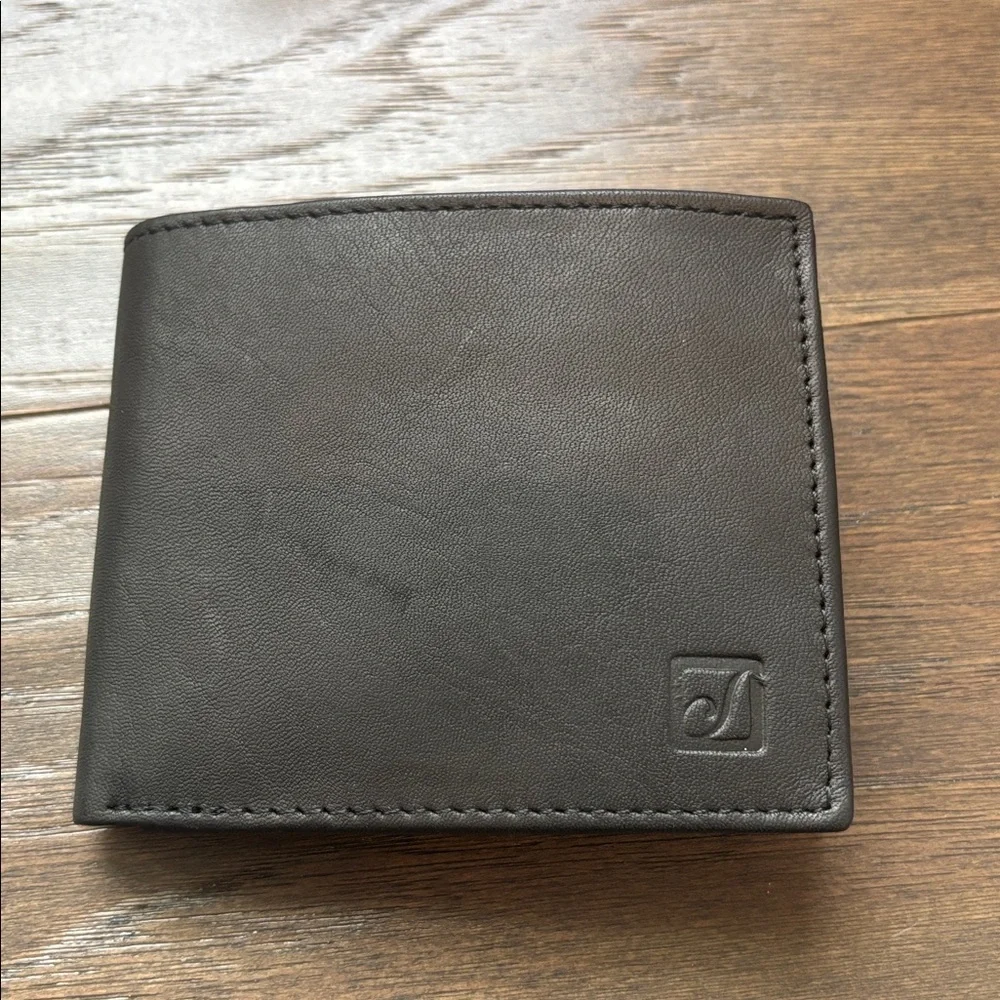 Stone Mountain Genuine Leather pass case,RFID protection,12 Card,2 bill slot,ID